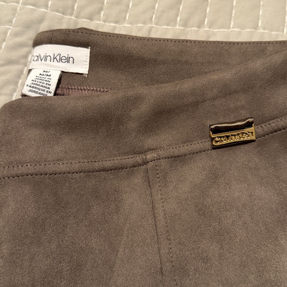 Calvin Klein Suede Pants Soft Luxury Leather-Look Trousers Medium - Picture 3 of 5